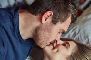 Pelet Membuat Wanita Jatuh Cinta Dengan Cara Aman